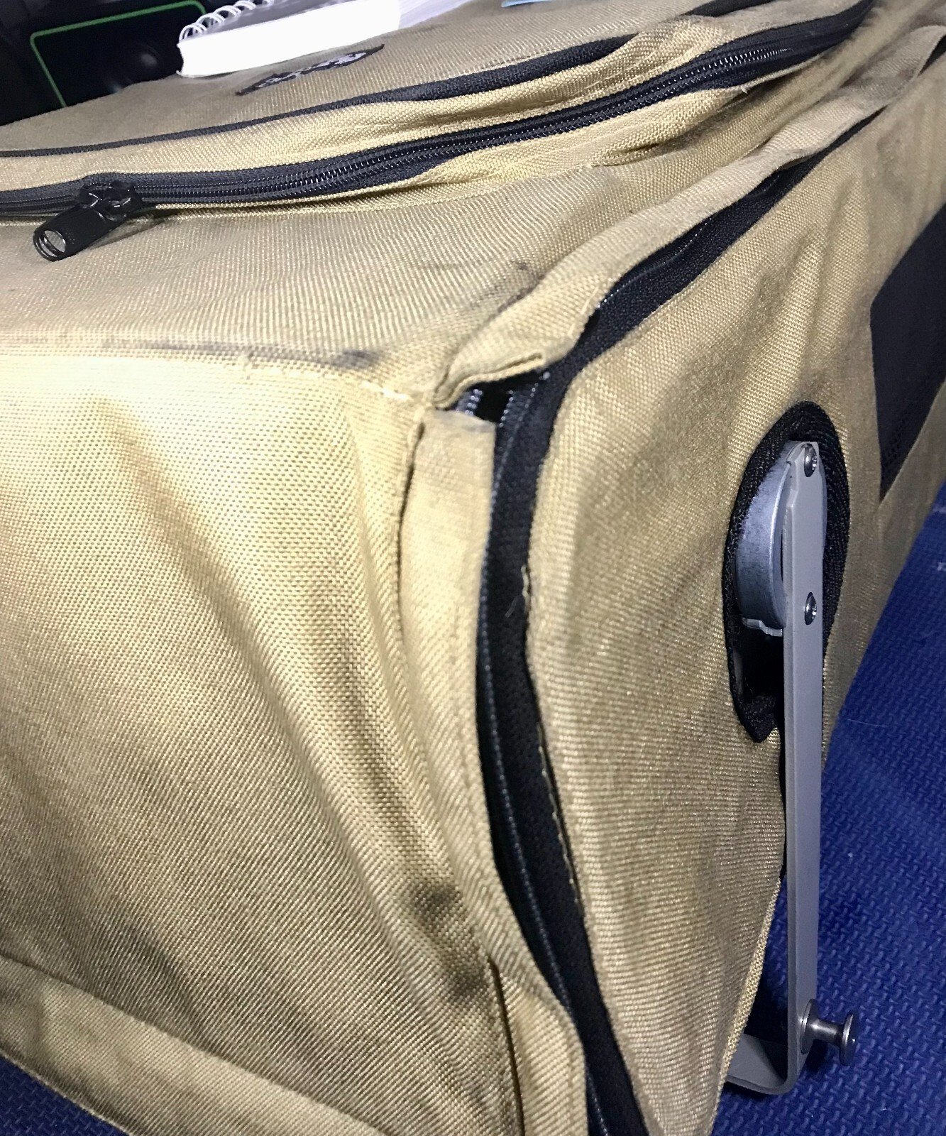 Agilent 8591E Portable Spectrum Analyzer with Option 1 - Image 3