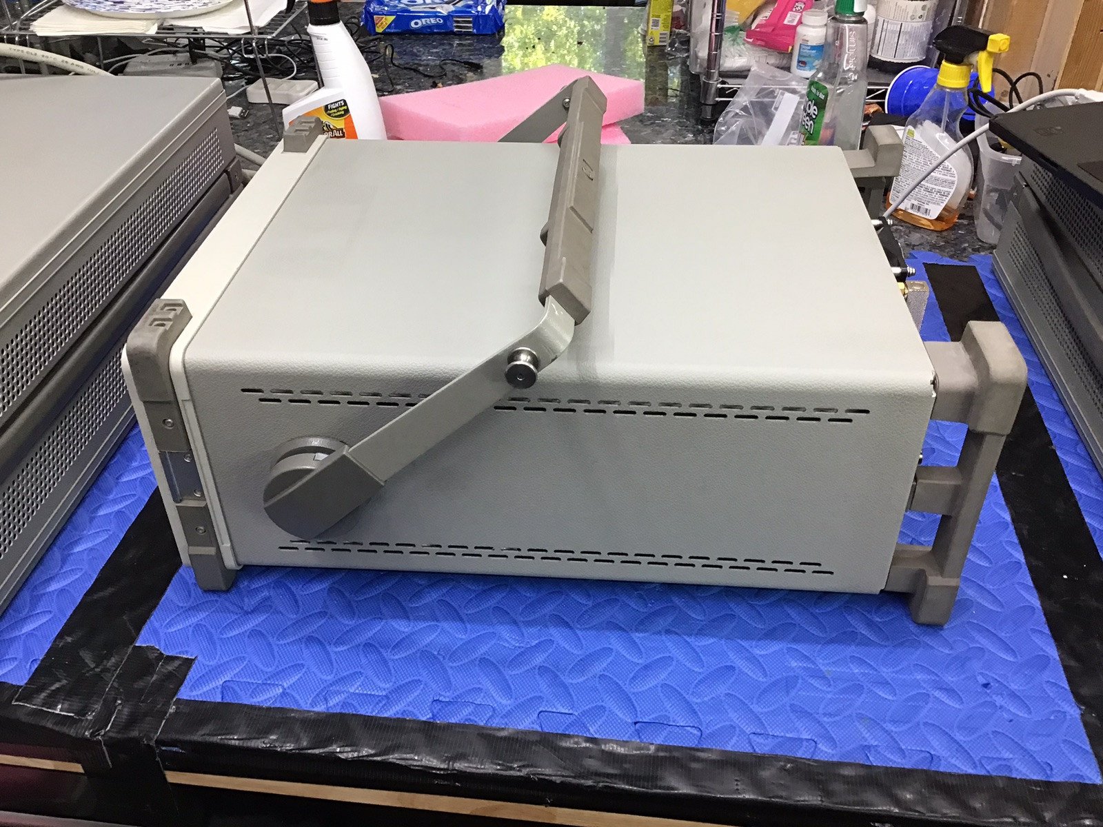 Agilent 8596E/8596EM Spectrum Analyzer 9kHz-12.8GHz with Tracking Generator - Image 3